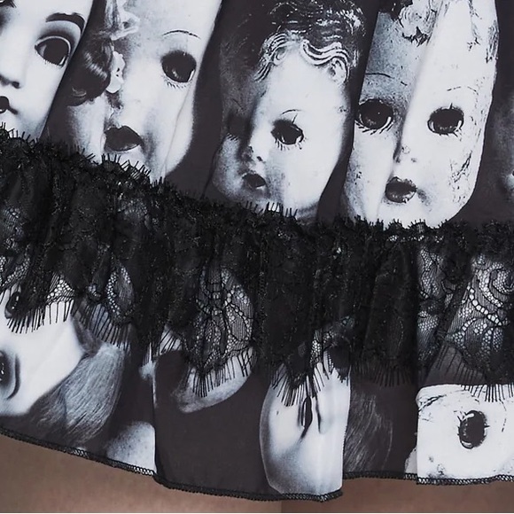 NWT - Creepy Doll DollsKill Dress - M - Picture 5 of 6